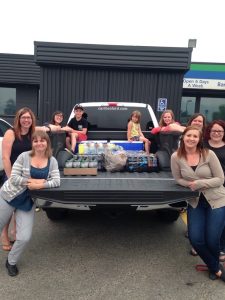 Quesnel donation to fire fighters